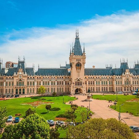 Iasi Ultra Central Apartment Self Check-In Exterior photo