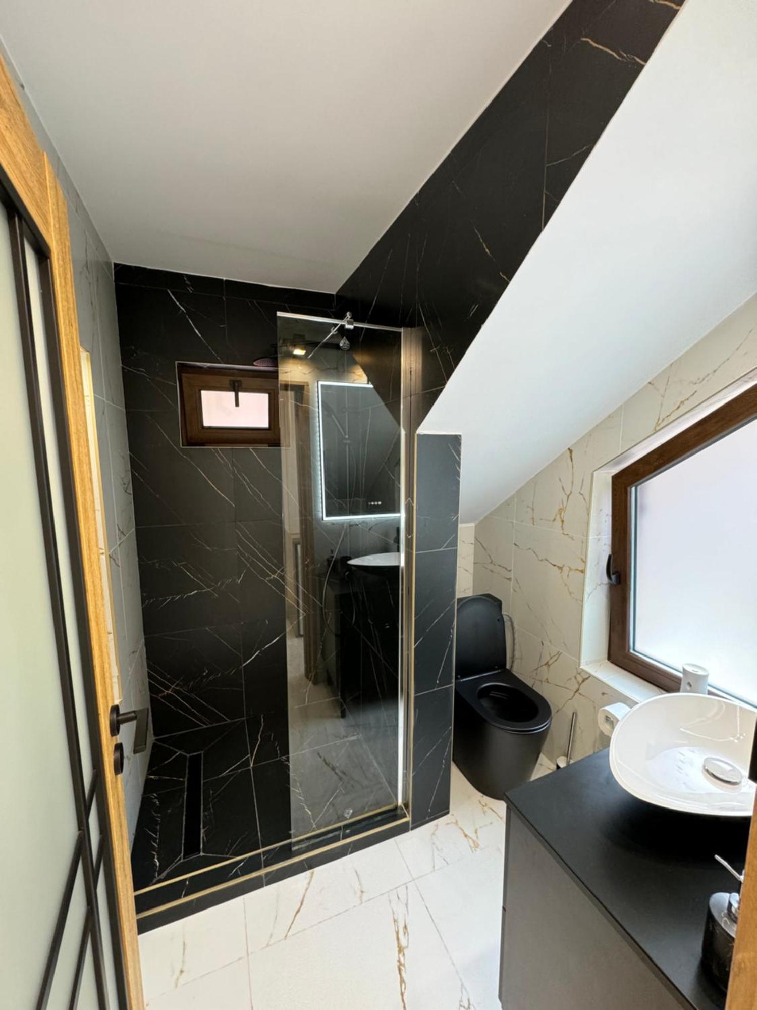 Iasi Ultra Central Apartment Self Check-In Exterior photo